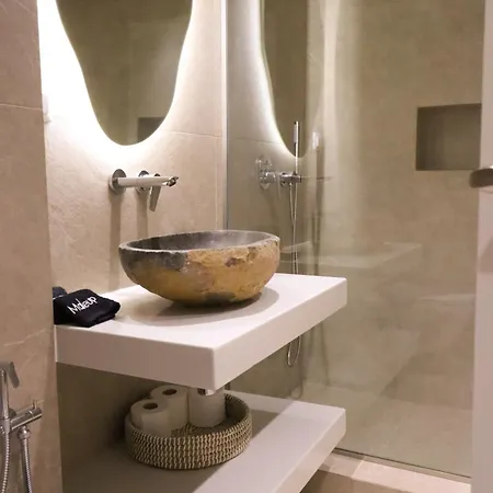 Nisos Mykonos * Mykonos Town